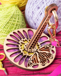 Monarchana Mini Minder