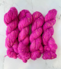 Signal Fluff Fingering | Factory Girl Trunk Show