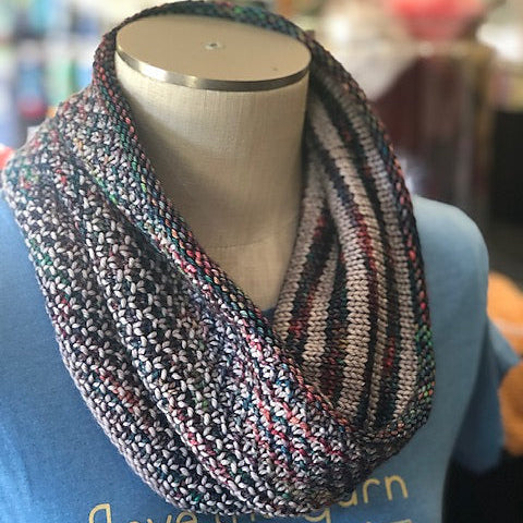 Versa Cowl | Knitting Kit