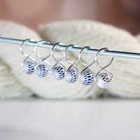 Medium Snag-free Stitch Markers: Silver